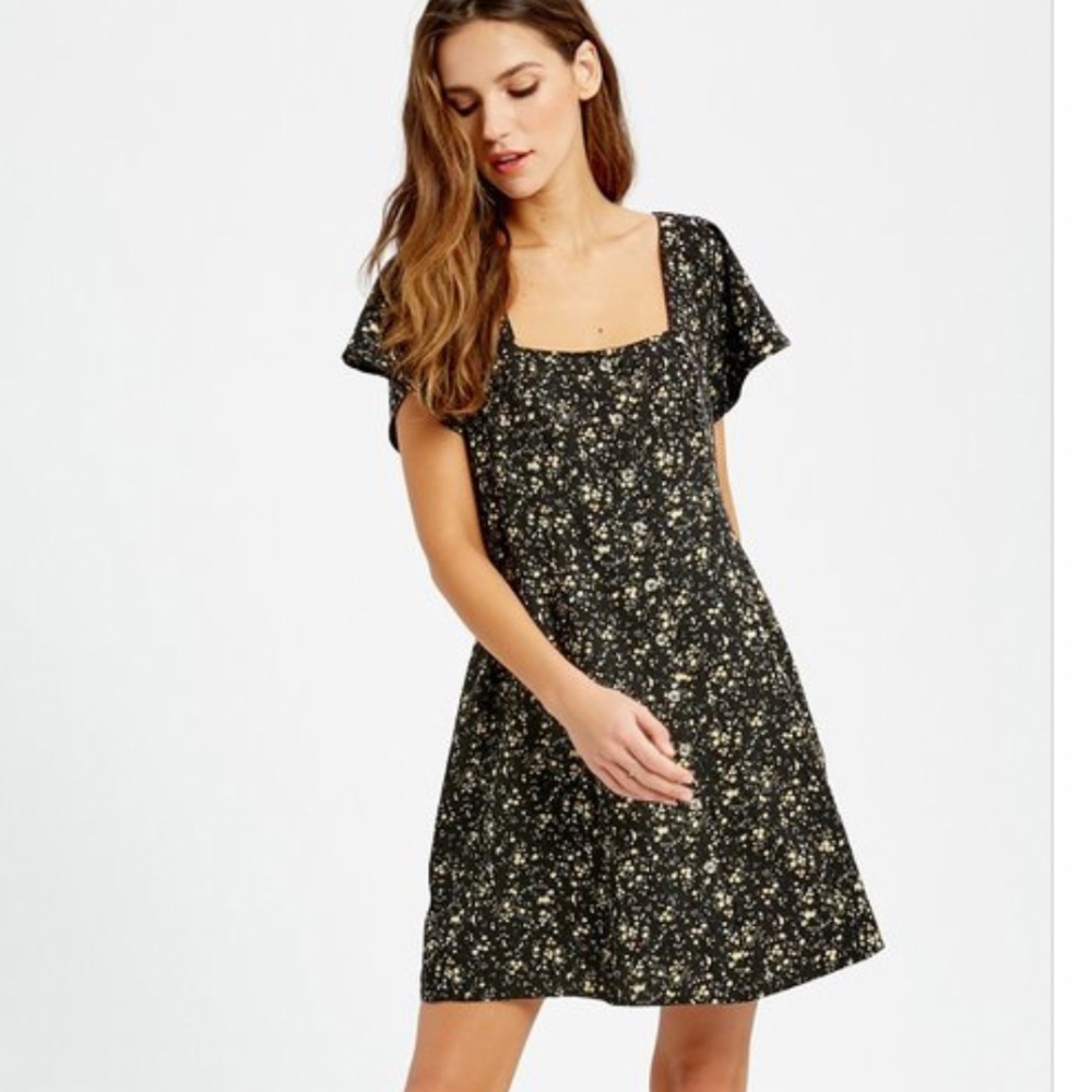 SOLD OUT Wishlist Floral Dress with POCKETS